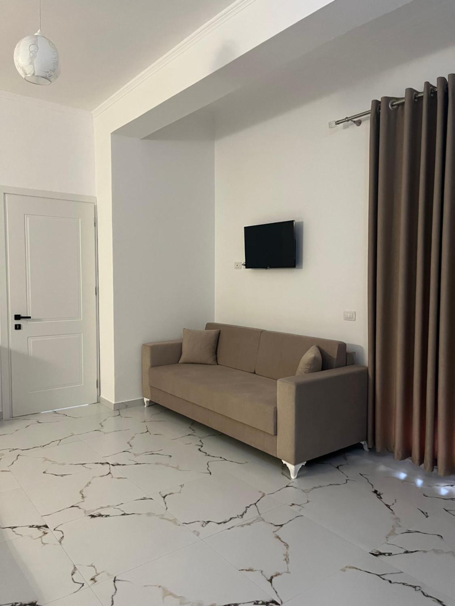 Xhefri's Apartment Vlorë