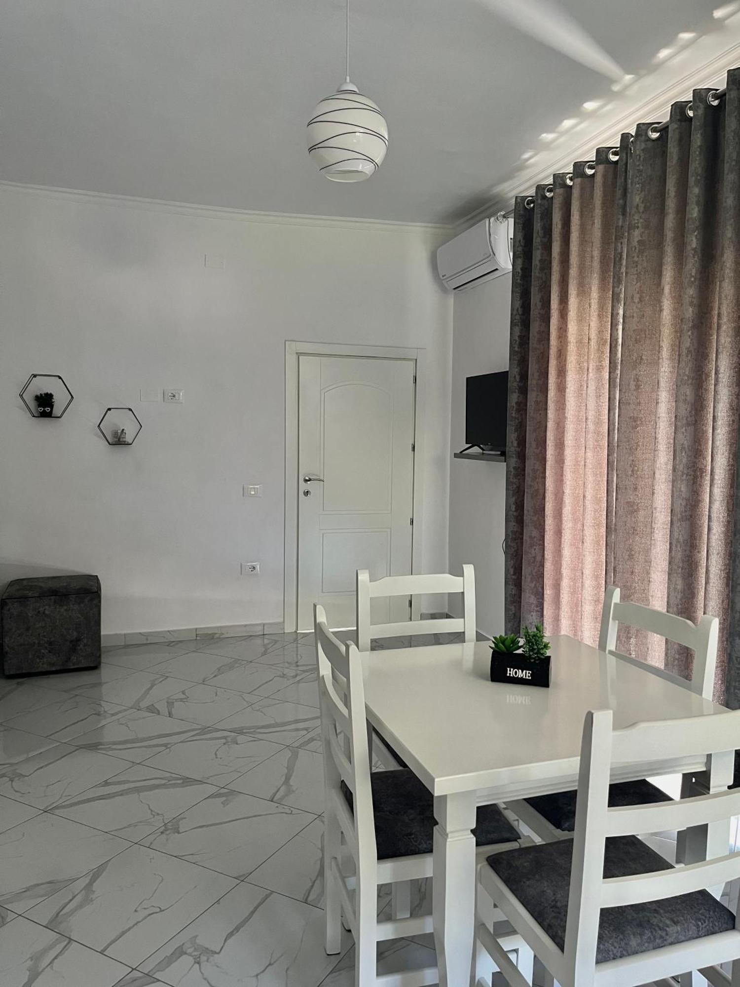 Apartment Xhefri's Vlorë